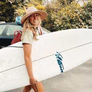 Meet your Posher, Hannah